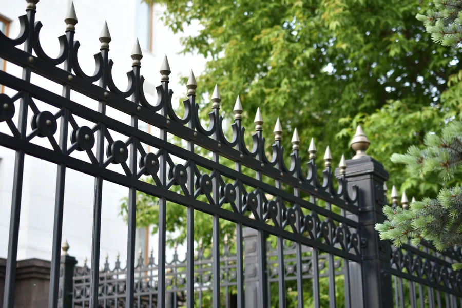 Exploring The Versatility Of Aluminum Fencing Designs in Ball Ground, GA Exploring The Versatility Of Aluminum Fencing Designs in Ball Ground, GA